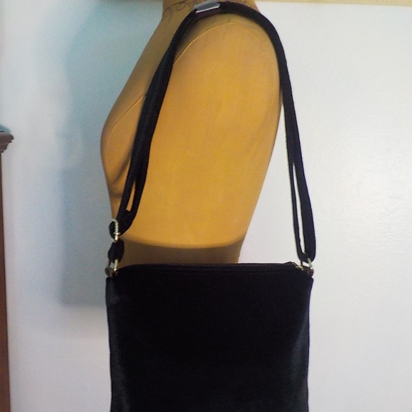NEW Crossbody or Shoulder Bag - Picture 5 of 9